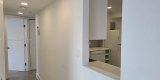 2851 NE 183rd St Gallery 6