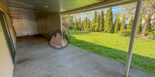 3BR Single-Level Home in NE Salem | Tons of Storage! Gallery 11