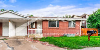 Spacious Half Duplex with 1 Car Garage and Yard Spacious Half Duplex with 1 Car Garage and Yard Gallery 1