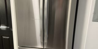 1271 Limit Avenue $650 Available Room (Shared Bath) Gallery 5
