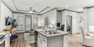Avana Uptown Gallery 3