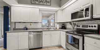 2727 SW 2nd Court Gallery 9