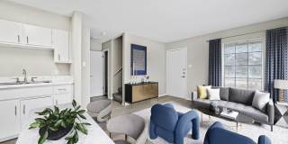The Lynx Apartments and Townhomes Gallery 12
