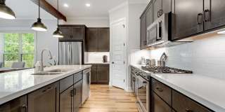 North Loop Area Gem!!! Gallery 12