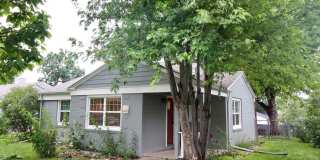 Sunny Sunnyside Bungalow with Finished Basement & Private Backyard Retreat Gallery 3