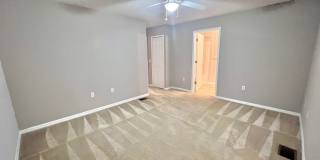 Updated 3BD/2.5BTH Townhome with Exspansive Deck & Attached Garage! Gallery 17