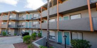 The Venue On Camelback Gallery 21