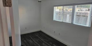 Wonderful 1 Bed 1 Bathroom Condo In Escondido - Call Today Gallery 9