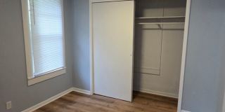 Affordable 3 Bed in Jacksonville. Bonus Room. Fenced in yard. Garage + Modern Bathroom Gallery 15