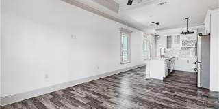 8513 PALMETTO Street Gallery 3