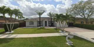 15426 SW 168th Ter Gallery 1