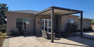 Stunning 2-bed, 2-bath Casita in North Phoenix Gallery 1