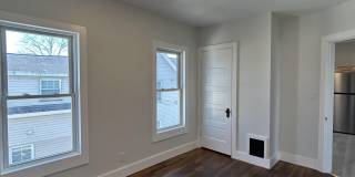 6 Holmes Street Gallery 9