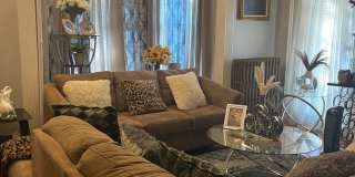2 Bed / 1 Bath First-Floor Rental – Available ASAP Gallery 11