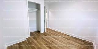 428 North Oak Street Gallery 7