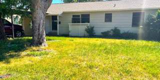 Introducing a charming 4-bedroom, 1-bathroom home nestled in the heart of Midwest City Gallery 1