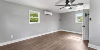 2501 Williams St Gallery 6