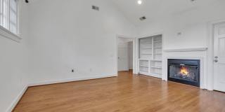 Beautifully maintained and move-in ready 4BR home with a basement Gallery 34