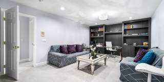 Luxury Living in Guard-Gated Royal Highlands! Gallery 21