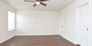 Beautiful 4 Bedroom / 2 Bath Home in Eagle’s Landing Subdivision Gallery 18