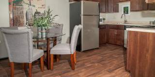 Hamline Pointe Apartments Gallery 24