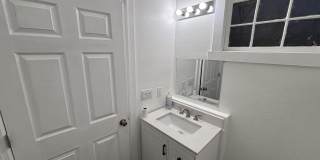 1826 Woodrow Street Gallery 19