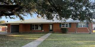 104 Avalon Street Gallery 1