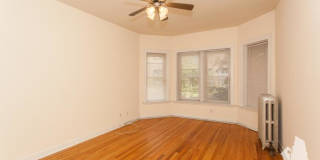 3916 North Pine Grove Ave. Gallery 5