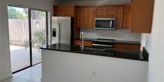 9105 SW 19th Pl Gallery 7
