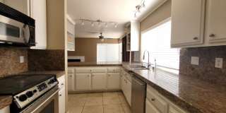 Spacious Home In A Great Location Gallery 9