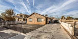 2133 Ellis Street Gallery 17