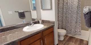 Available now! 2 bed 2 bath with wood burning fireplace in Dublin City Schools! Gallery 29