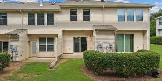 2 Bedroom, 2.5 Bath townhome in Thompson Ridge with new LVP flooring downstairs. Gallery 17