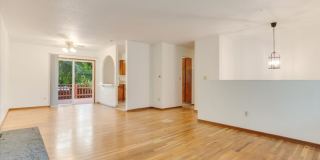 Charming 3 bedroom 3 bathroom house in Tigard! Gallery 8