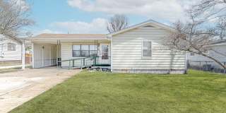 Classic Home in Rogers! Classic Home in Rogers! Gallery 1