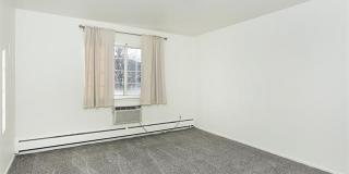 2425 Torquay Avenue Gallery 13