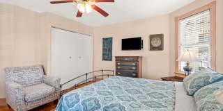 49 Franklin Avenue Gallery 33