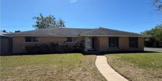 6022 Killarney Drive Gallery 2