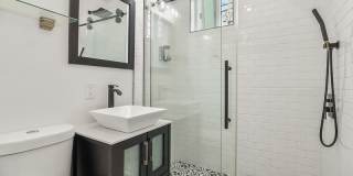 720 1/2 Queenstown Court - 3 Gallery 34