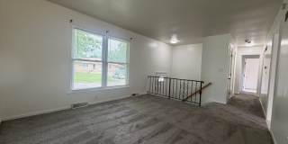 1208 South Mayview Avenue Gallery 4