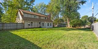 3 Bedroom | 2.5 Bathroom | 2 Car Garage | Springfield MO | Fenced Back Yard | 2 Living Areas | Quiet Neighborhood! Gallery 26