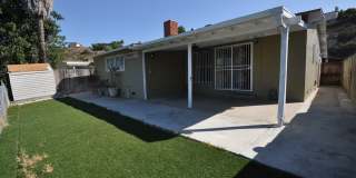 4BR/2BA house with View, private yard! Gallery 1