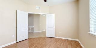 7434 SURREY PINES Drive Gallery 27