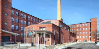 241 N FRANKLIN Street Gallery 34