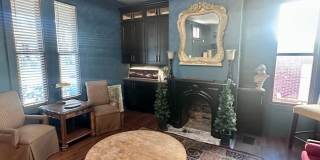 1930's Gem! Gallery 13