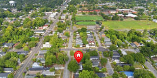 Updated 2-Bedroom Home with Modern Comforts Near Downtown Wilmington Gallery 31