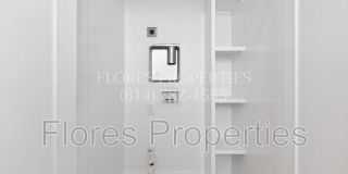 698 S 22nd St Gallery 19