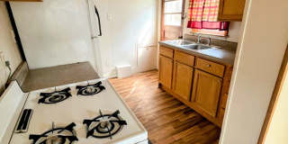 104 Sycamore St Gallery 1