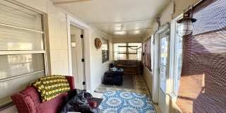 524 E Lime St Gallery 5