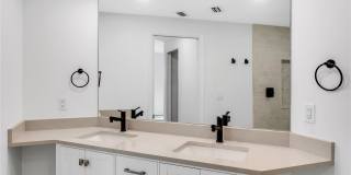 1000 S HARBOUR ISLAND BOULEVARD Gallery 23